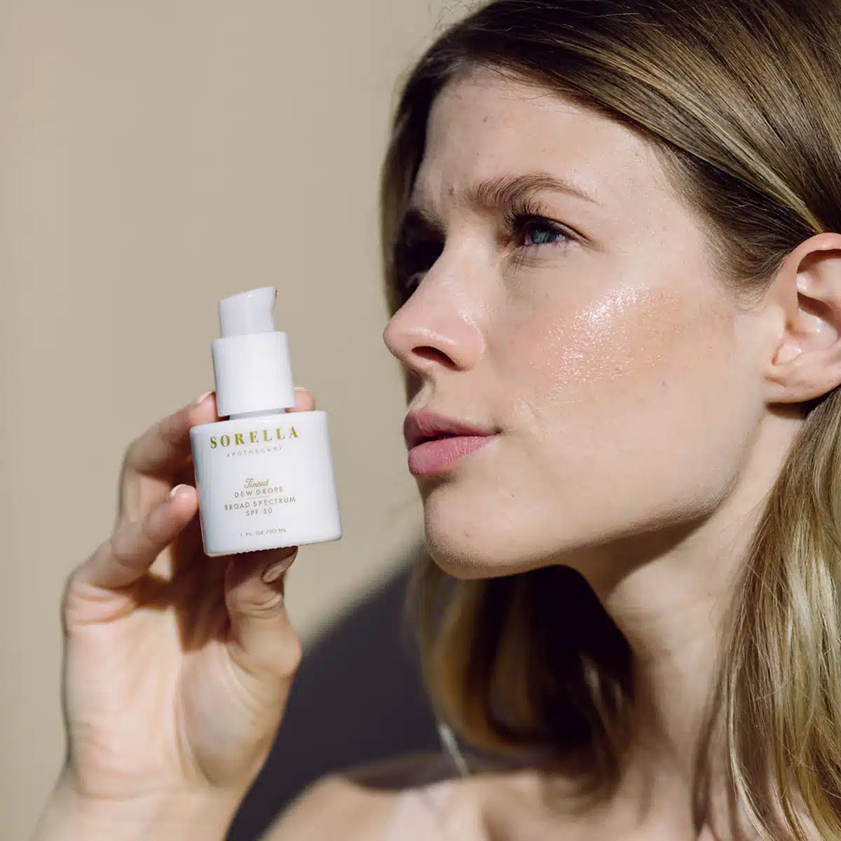 Tinted Dew Drops SPF 50 – TINT 1